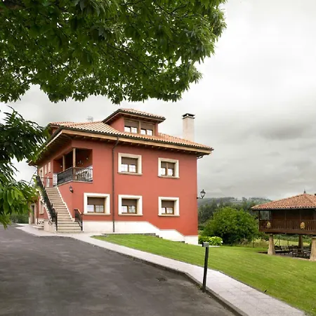Casa Regina Perlora
