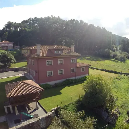 Casa Regina Feriehus *